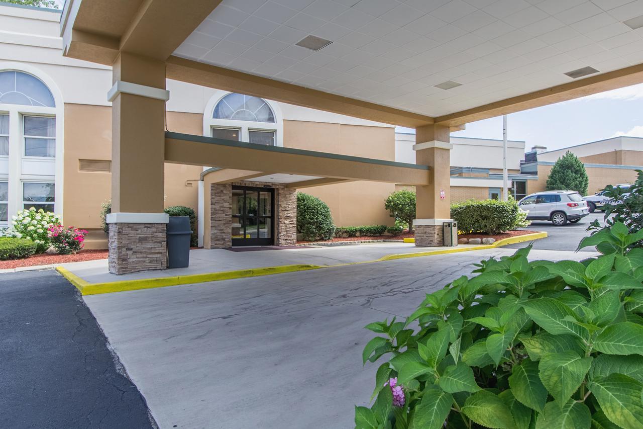 Greenridge Hotel Wickliffe Exterior foto